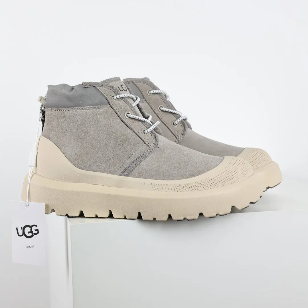 New colors shipped 🚀🚀 Pick up locally 💰660 Core recommendation good price 4cm thick sole, independently developed outsole, cashmere insole, keeping warm in winter, suitable for home use. In the new year, uug launched a style series, which is partially geared towards the preferences of young consumers, and has also moved to the forefront of fashion trends. Shoe body material, water-repellent coated suede upper, 17mm UGGPURE™ implanted wool insole, lightweight non-slip and comfortable rubber outsole, with brand LOGO and trademark, with full packaging Size: 40 41 42 43 44 45